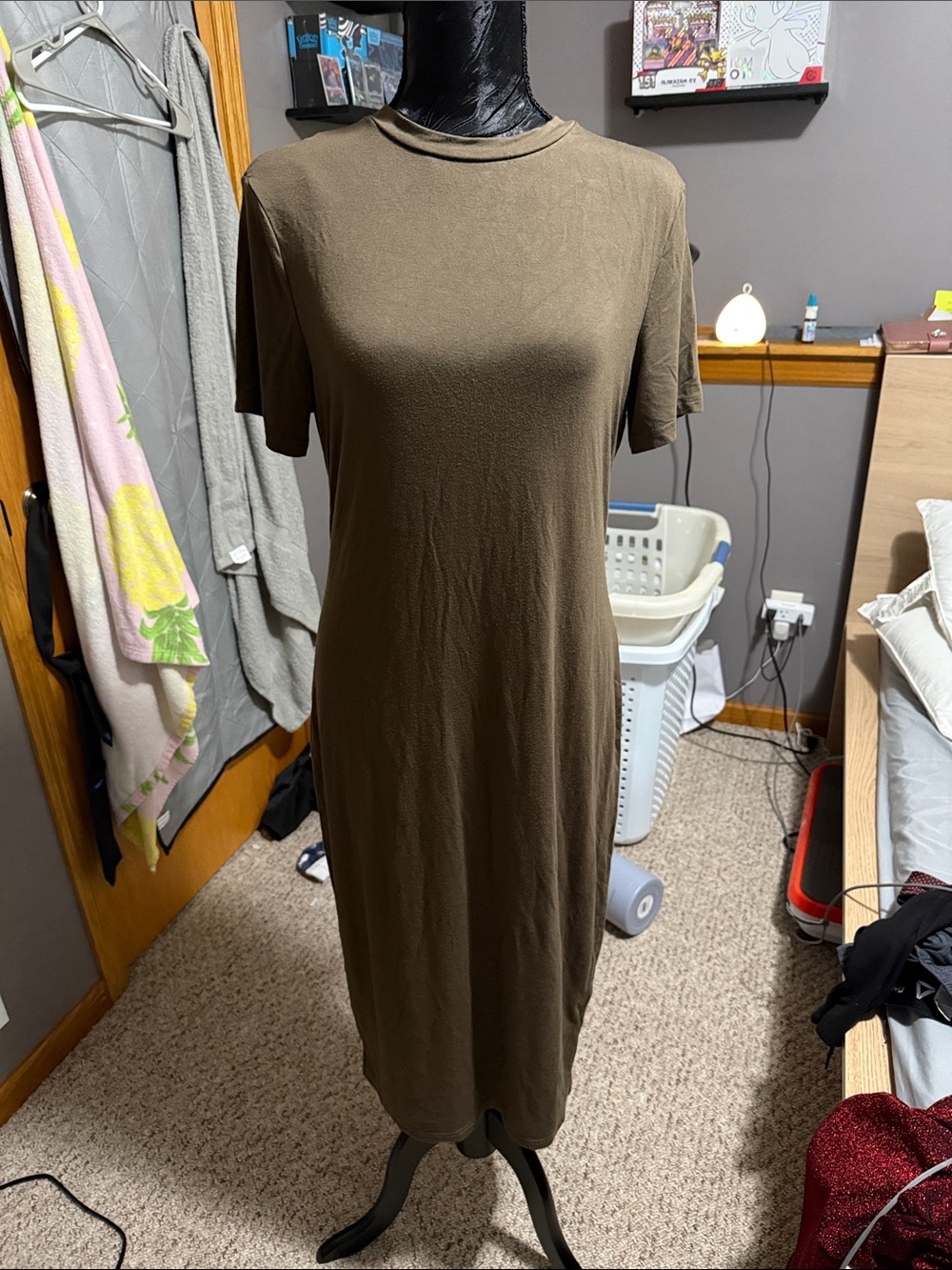 SHEIN Olive Green Short-Sleeve Midi Dress